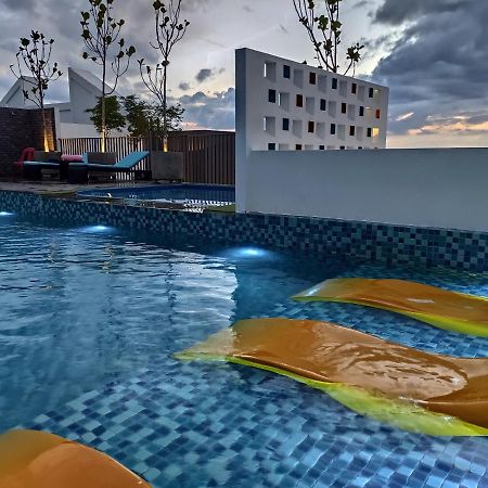 Condo 2-10 Imperio Professional Suite Alor Setar Kültér fotó