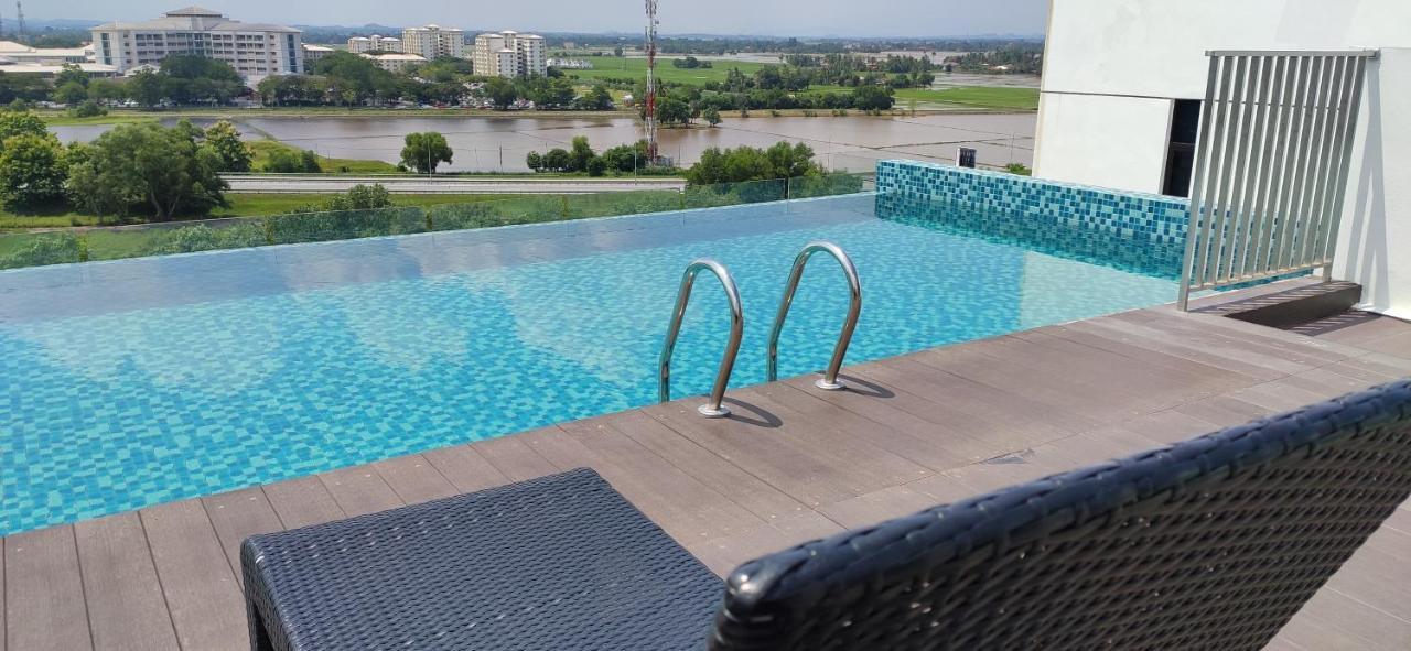 Condo 2-10 Imperio Professional Suite Alor Setar Kültér fotó